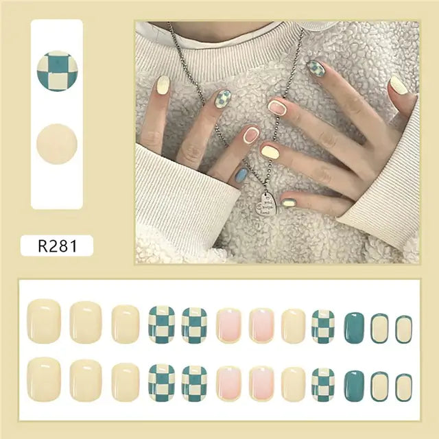 DIY Decorative Nail Patches